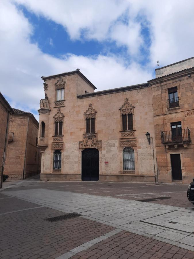 Plaza San Salvador Ciudad Rodrigo Exterior photo