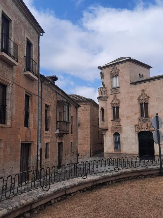 Plaza San Salvador Ciudad Rodrigo Exterior photo